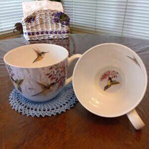 Harvest Green Studio Coffee/Tea Mug with hummingbirds 20 oz (set of 2)